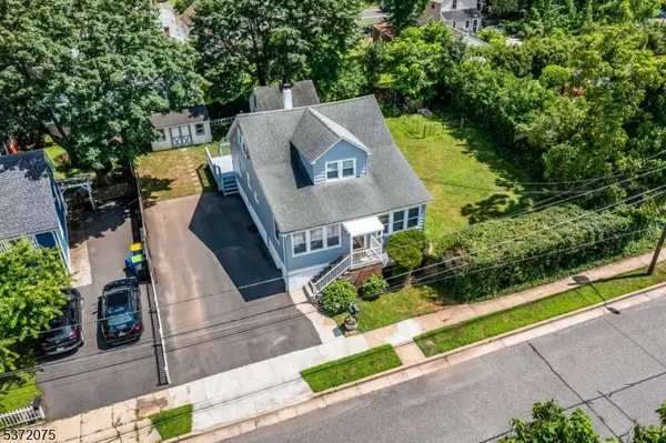 Manville Boro, NJ 08835,913 E Frech Ave