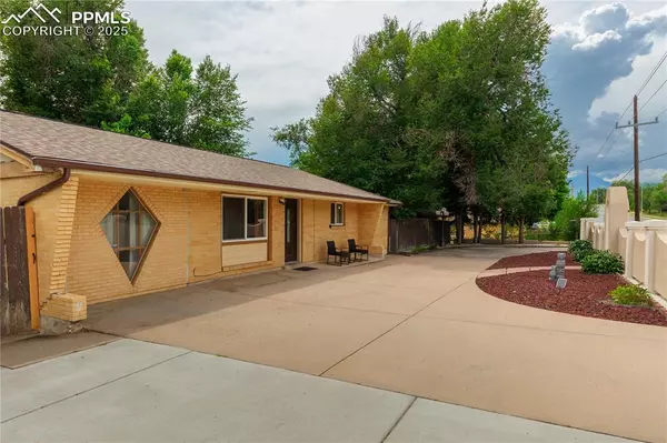 Colorado Springs, CO 80910,2205 Airport RD