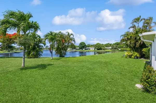 Boynton Beach, FL 33426,1213 SW 20th