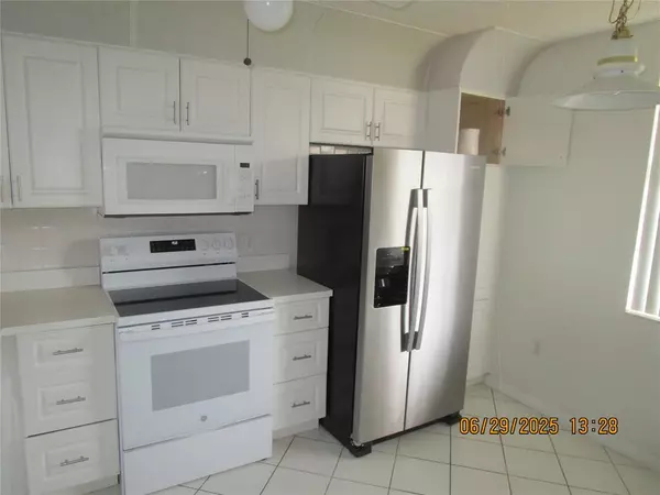 10160 NW 24th Pl #107, Sunrise, FL 33322