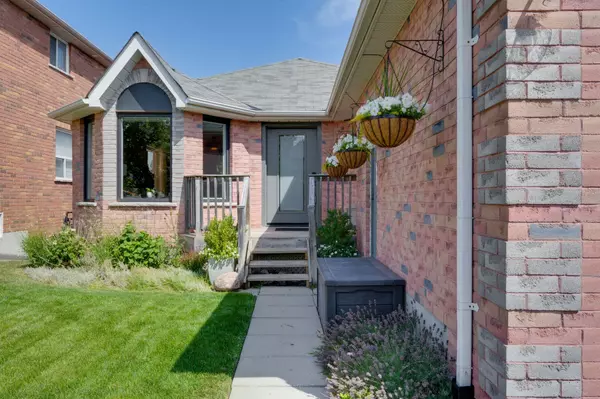 Barrie, ON L4N 0H9,12 Dunnett DR