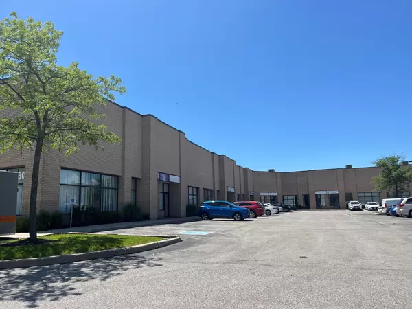 4060 Ridgeway DR #15-18, Mississauga, ON L5L 5X9