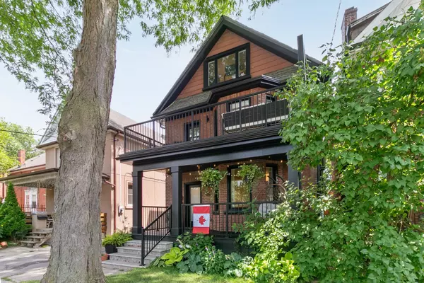 159 Mavety ST #2, Toronto W02, ON M6P 2L8