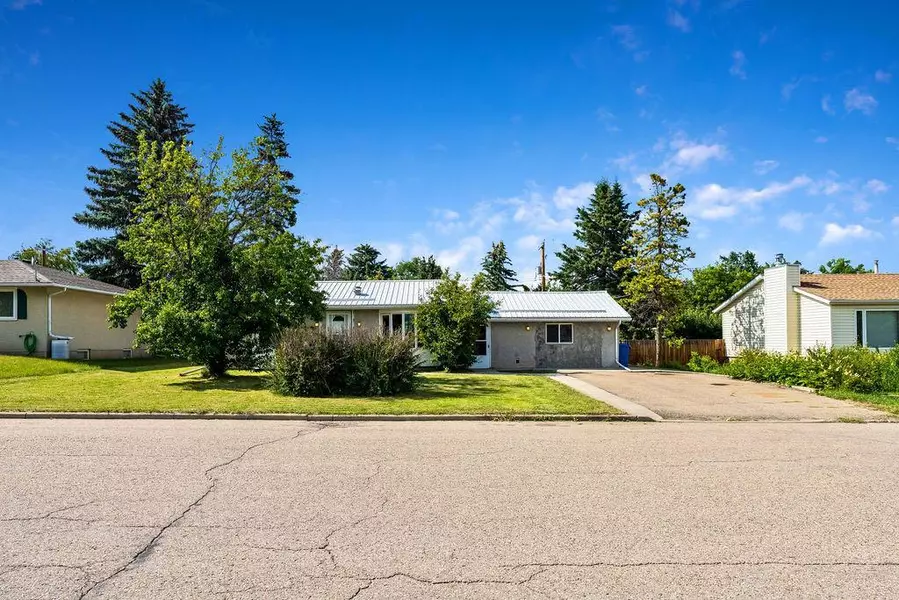 2514 22 ST, Nanton, AB T0L1R0