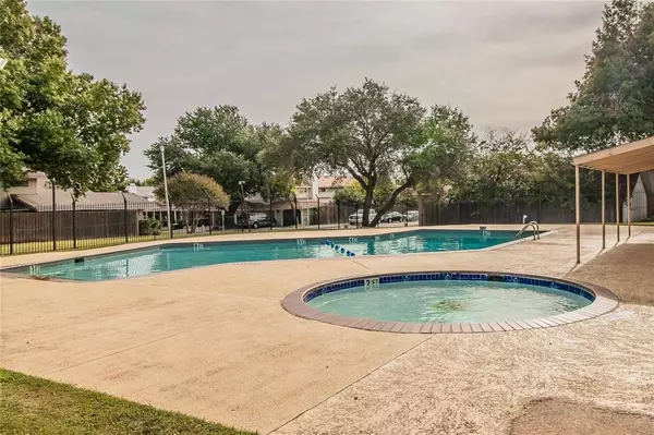 735 Arrowhead Circle, Garland, TX 75043