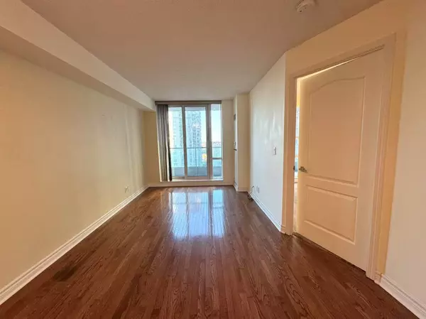 33 Elm DR W #1601, Mississauga, ON L5B 4M2