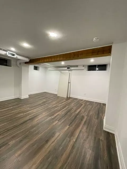 Toronto W05, ON M3K 1H1,56 Regent RD N #Basement