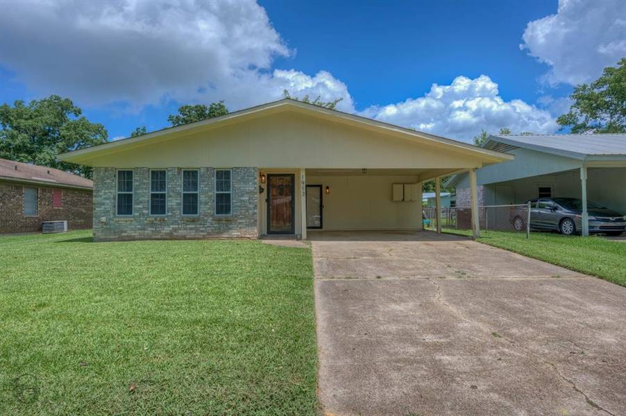 1913 Orbit Drive, Bossier City, LA 71112