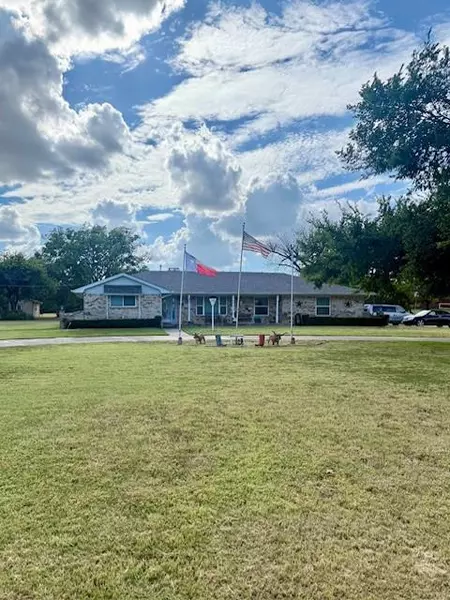 80 Corral Drive N, Fort Worth, TX 76244
