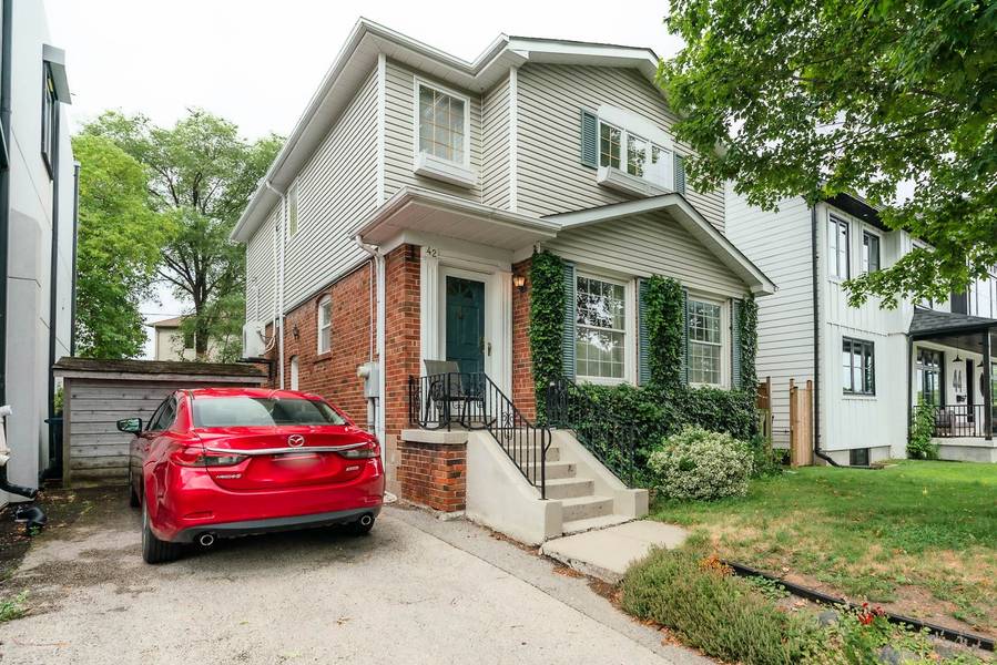 42 Hunt Club DR, Toronto E06, ON M1N 2X1