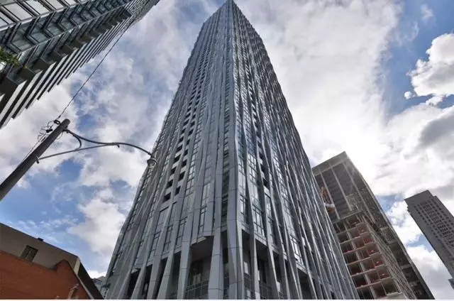 Toronto C02, ON M4W 1L1,1 Yorkville AVE #2607
