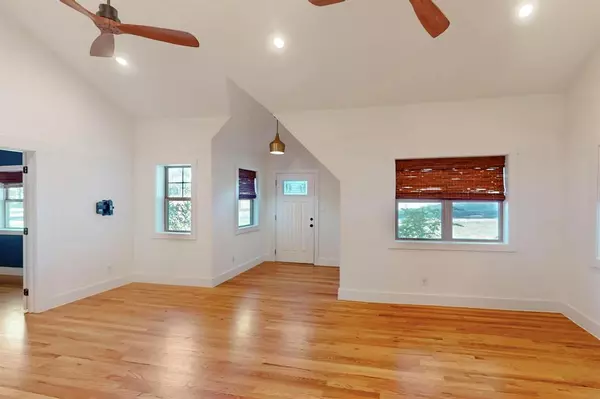 Mckinney, TX 75069,117 S College Street