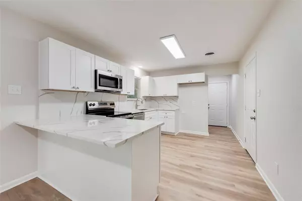 Fort Worth, TX 76133,5500 Whitman Avenue