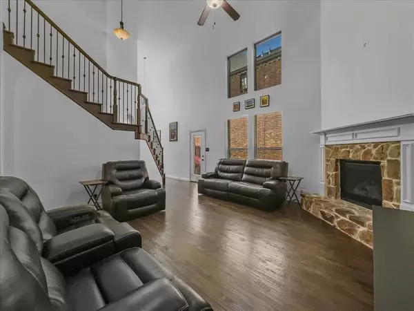 Grand Prairie, TX 75054,6935 Sarria