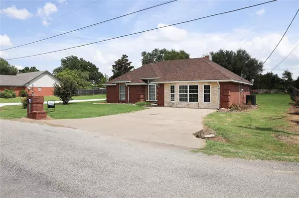 Granbury, TX 76049,3917 Country Meadows Circle