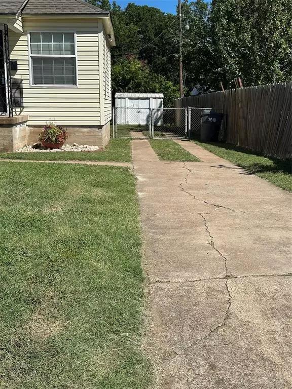 Waco, TX 76708,2805 Lyle Avenue