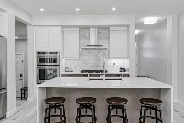 Calgary, AB T3M 2R7,128 Masters ST SE