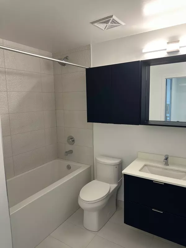 Mississauga, ON L4Z 0C9,5105 HURONTARIO ST ST #2107