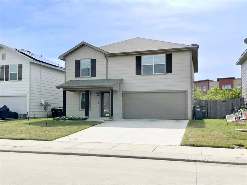 1544 Chama Drive, Fort Worth, TX 76119