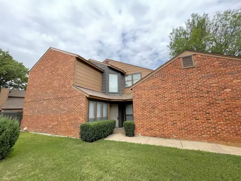 1617 Brentwood Drive, Irving, TX 75061