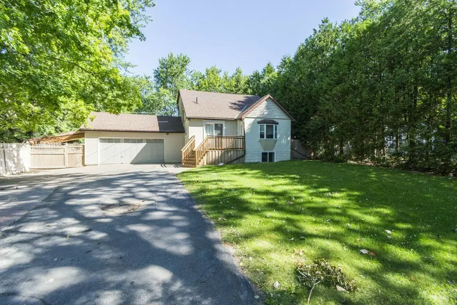 124 Elizabeth ST, Brighton, ON K0K 1H0