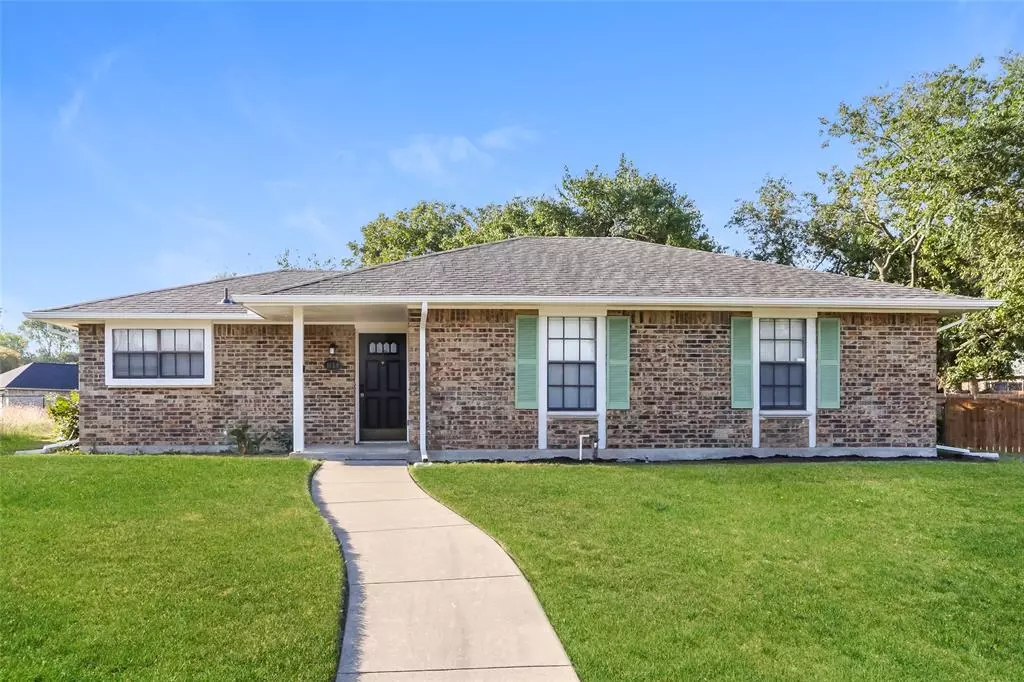 Desoto, TX 75115,1134 Cedar Ridge Circle