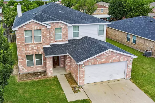 6707 Prairie Fire Road, Arlington, TX 76002