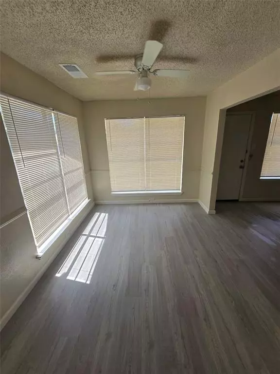 625 Bristol Court, Mesquite, TX 75149