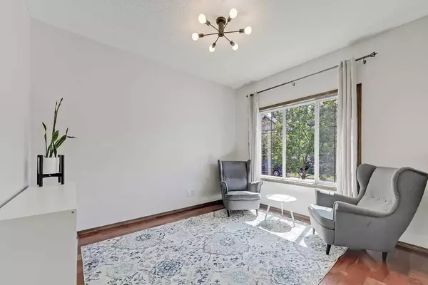 Calgary, AB T2Z 0M6,5006 Elgin AVE SE