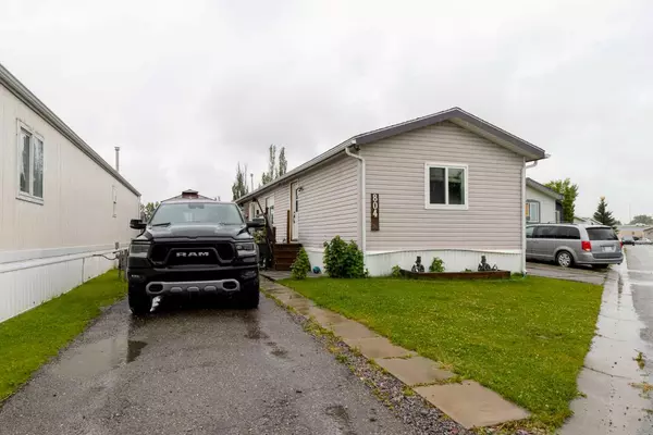 1101 84 ST NE #804, Calgary, AB T2A 7X2