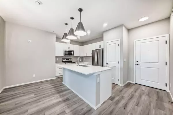 Calgary, AB T3M 4E1,140 Mahogany ST SE #212