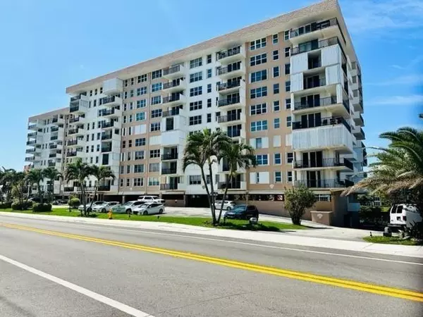 Hillsboro Beach, FL 33062,1150 Hillsboro Mile #212