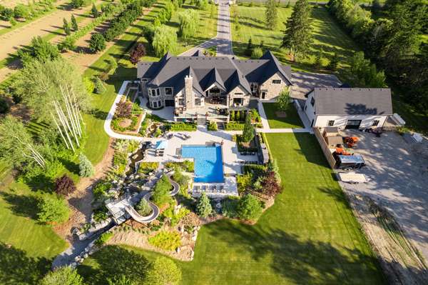 6468 Bethesda RD E, Whitchurch-stouffville, ON L4A 3A7