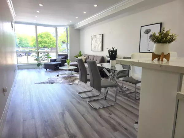 309 Major Mackenzie DR E #115, Richmond Hill, ON L4C 9V5