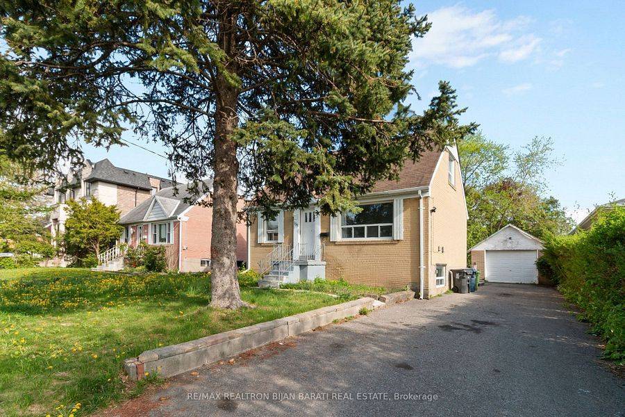 195 Moore Park AVE, Toronto C07, ON M2M 1N3