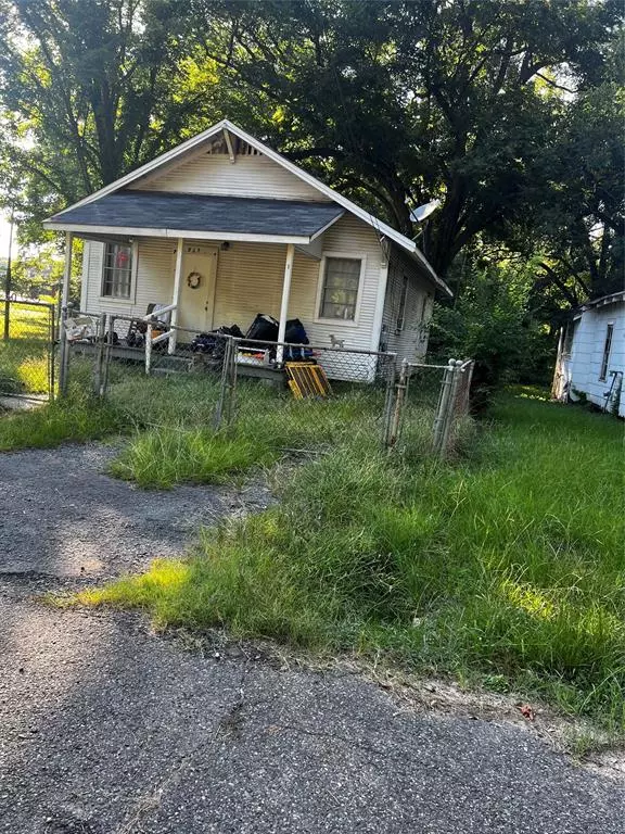 Shreveport, LA 71106,913 Bethany Street