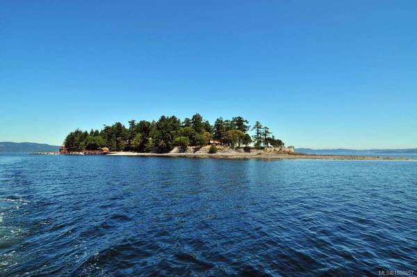 7 Pym Island #Lot, Gulf Islands, BC 000 000