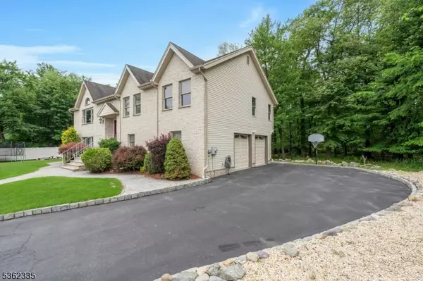 Riverdale Boro, NJ 07457,25 Van Duyne Ave