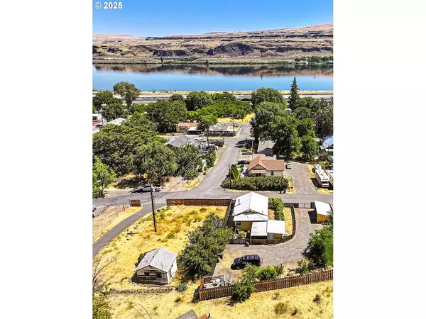 Wishram, WA 98673,201 BUNN ST