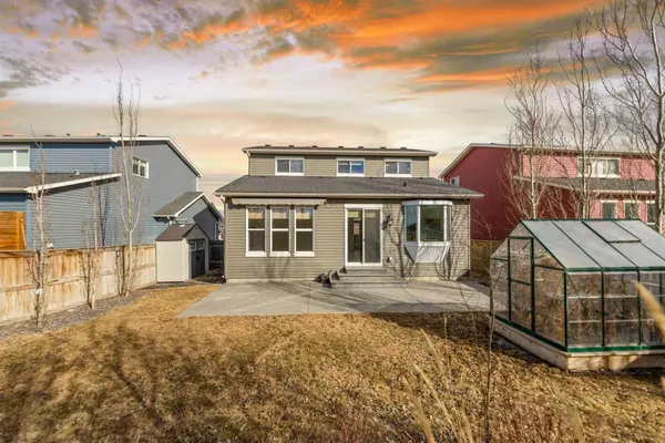 Chestermere, AB T1X0B4,120 West Creek Green