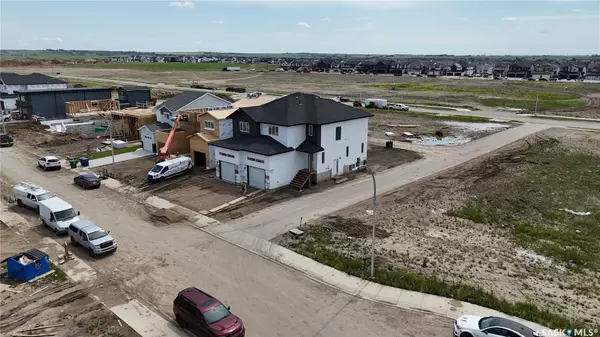 511 Sharma CRESCENT, Saskatoon, SK S7W 0Y1