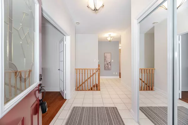 Brampton, ON L6R 1W5,3 Tuscany LN