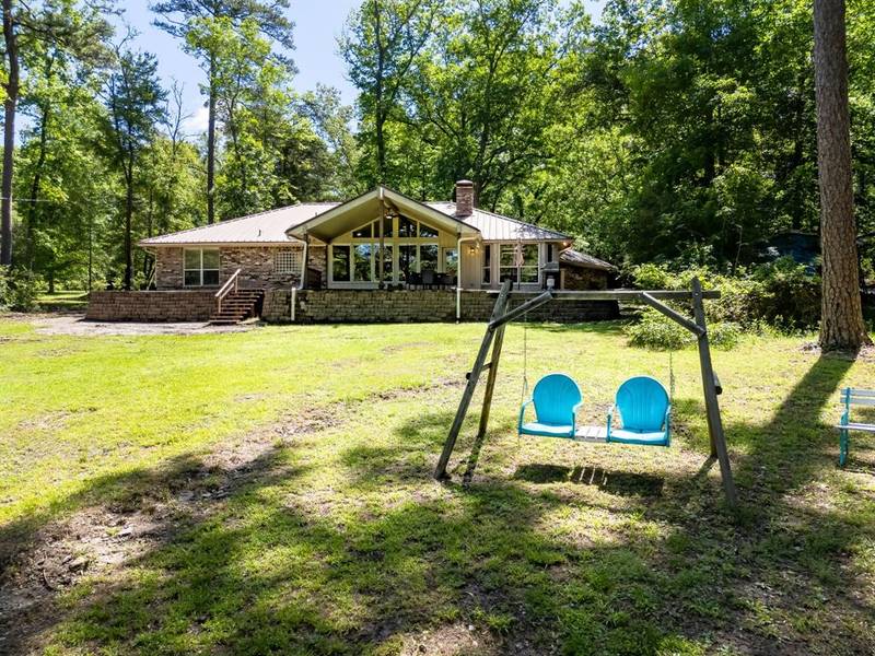 810 Clear Water Trail, Holly Lake Ranch, TX 75765