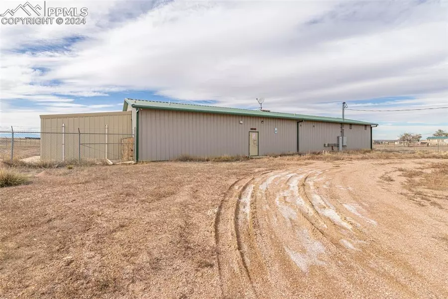 2825 59th LN, Boone, CO 81025