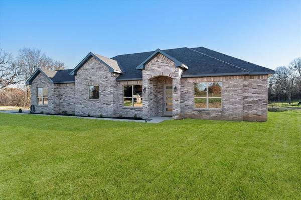 738 SE County Road 3122, Corsicana, TX 75109