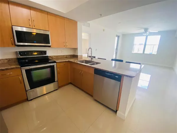 Hollywood, FL 33020,1830 Radius Dr #1004