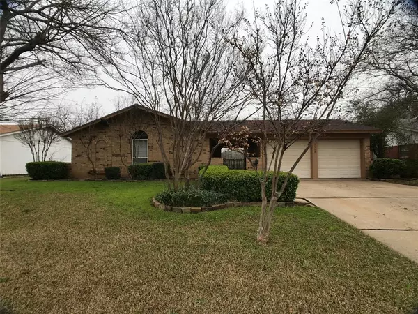 7508 Jade Circle, North Richland Hills, TX 76180