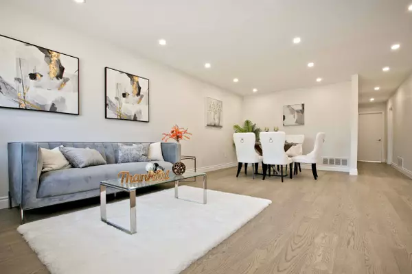 Toronto E05, ON M1W 2H3,39 La Peer BLVD