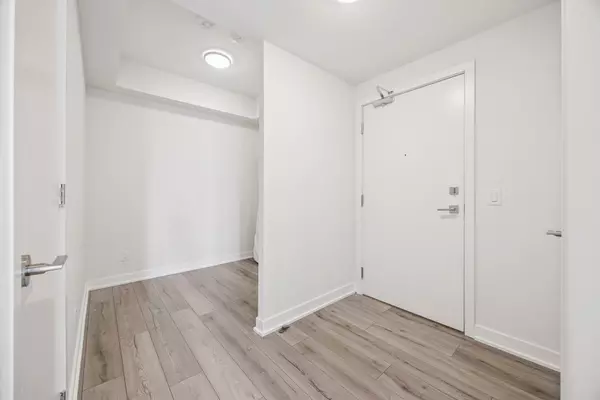 Toronto C07, ON M2N 0L7,15 Ellerslie AVE #1708