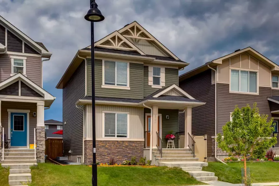 833 Bayview CV SW, Airdrie, AB T4B 5G4